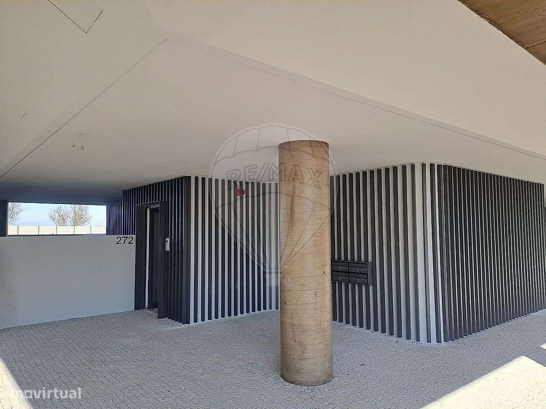 Apartamento T4 para arrendamento - Grande imagem: 2/22