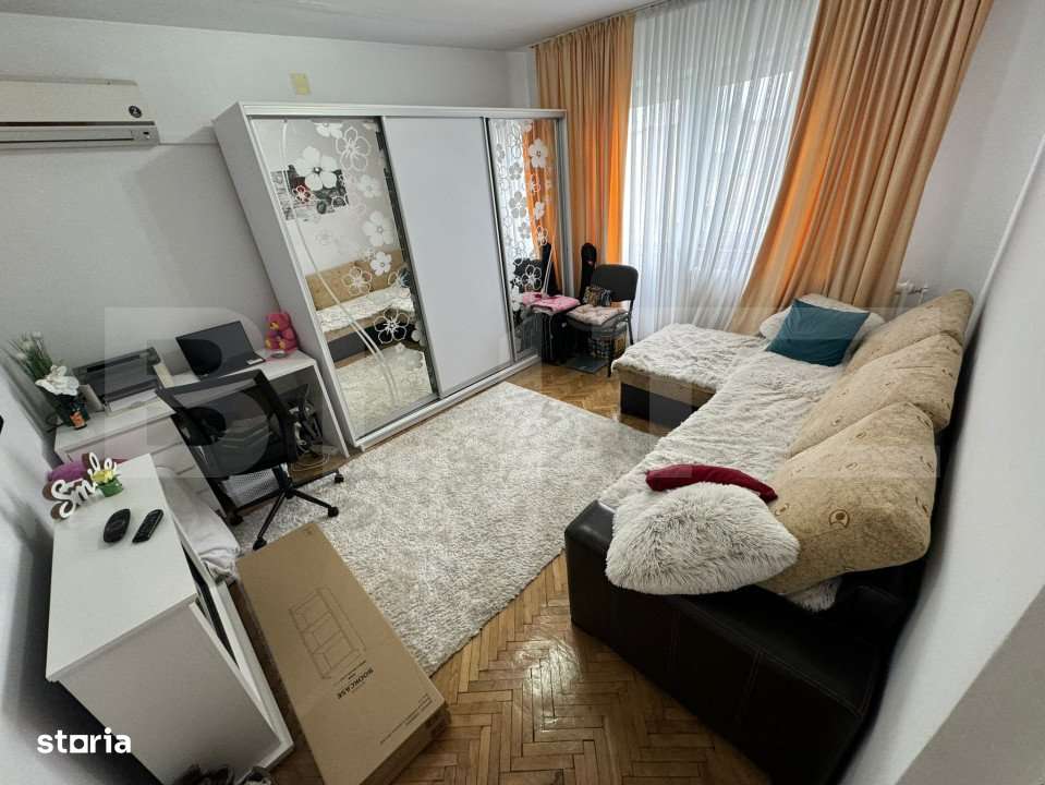 Apartament 2 camere, decomandat, cartier 9 Mai - Imagine principală: 2/6