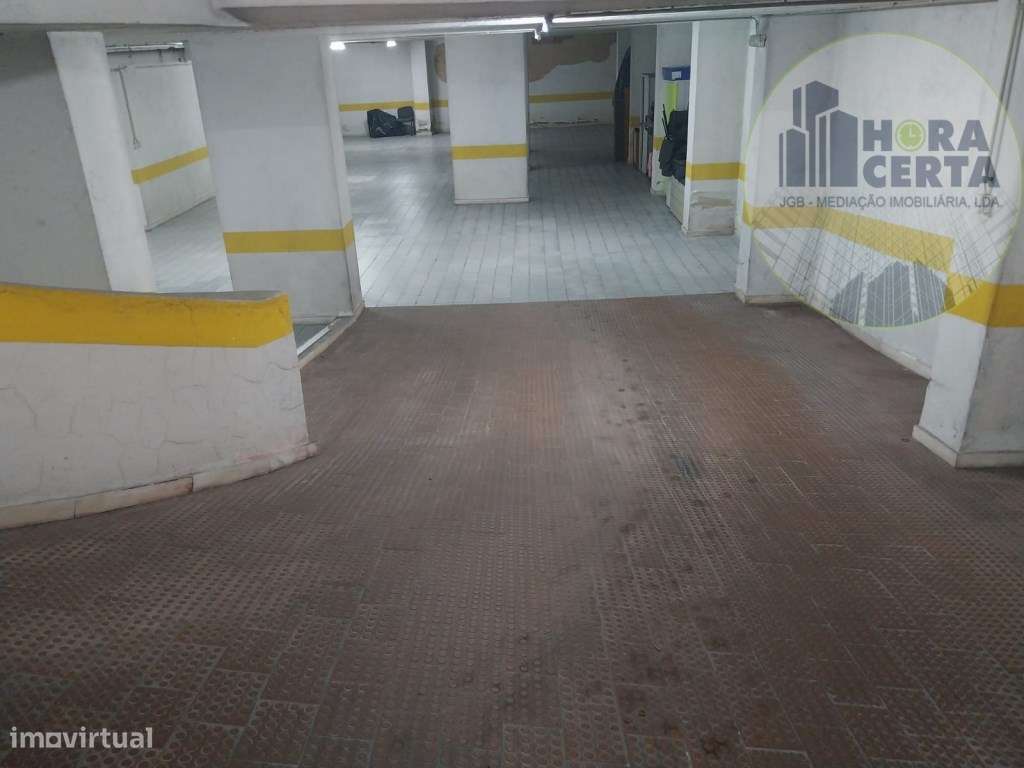 Apartamento T2 c/parqueamento em Algueirão- Mem Martins!-17