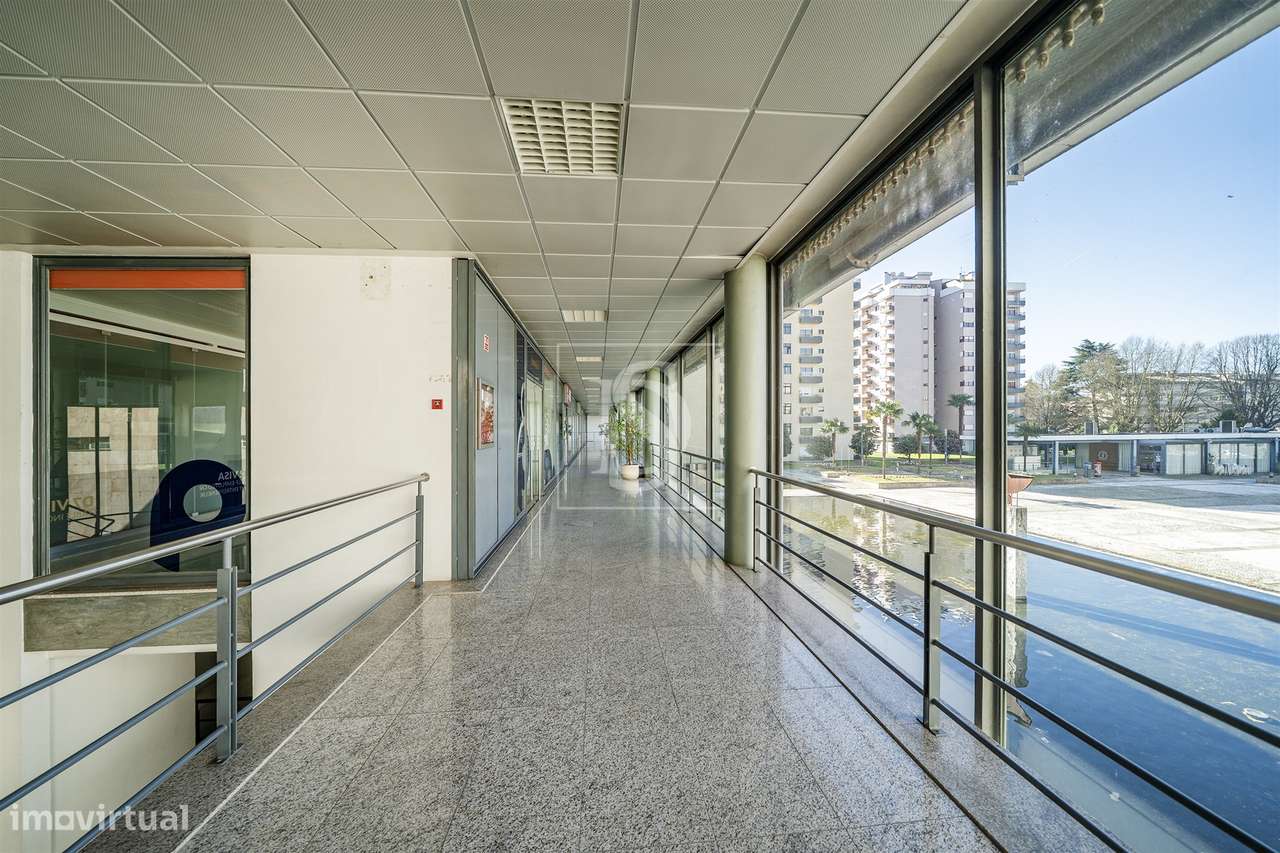 Loja  Venda em Braga (São Vítor),Braga - Grande imagem: 5/34