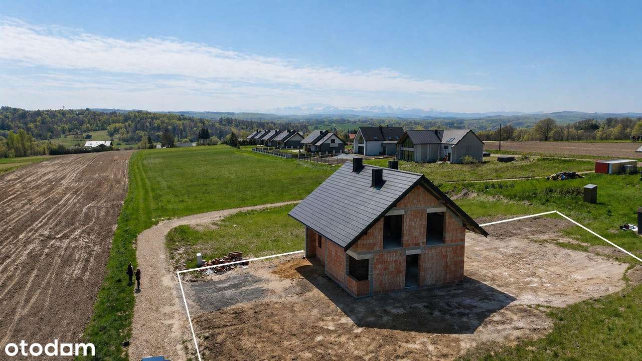Dom  w Porębie Spytkowskiej-1