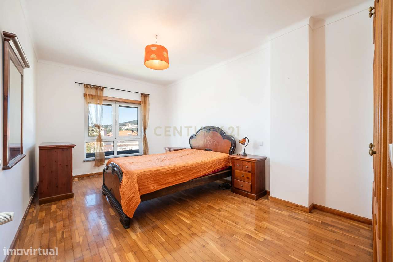 APARTAMENTO T3 COM GARAGEM E SÓTÃO | BUARCOS-9