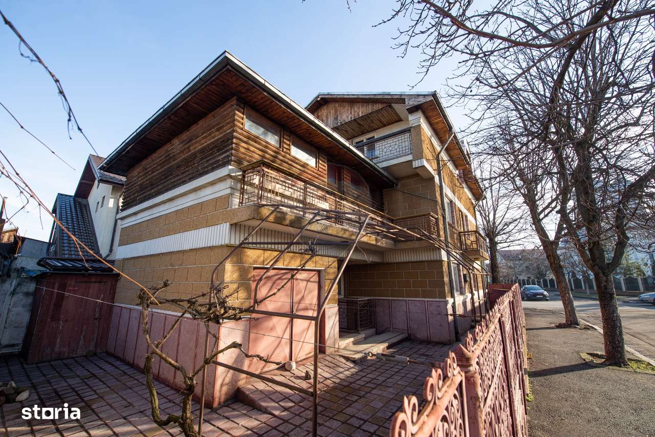 Casa Vila cu 7 camere de vanzare 250 mpu, 200 mp teren,  Buzau-3