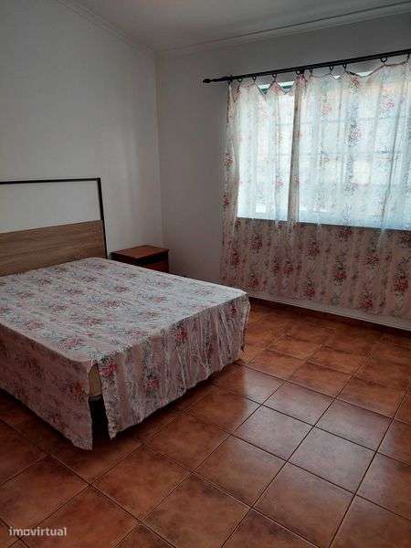 Arrenda-se Apartamento T1