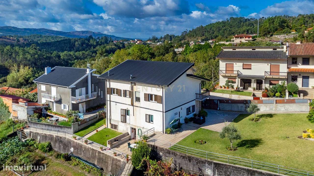 Casa T5 em Travassos, Póvoa de Lanhoso - 265.000€ - Grande imagem: 4/31