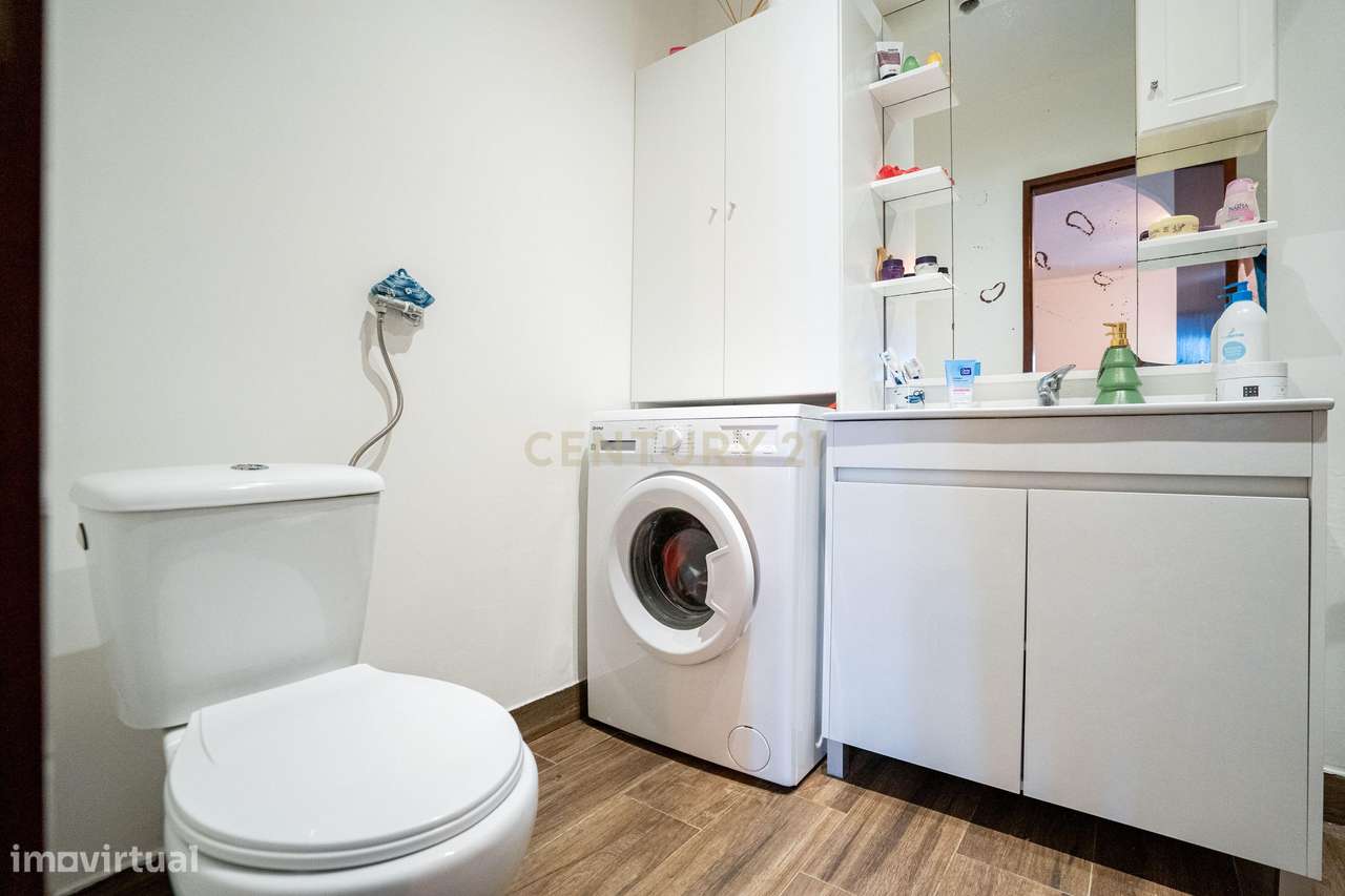 MORADIA TÉRREA T3 + SÓTÃO A 10 MINUTOS DA CIDADE-17