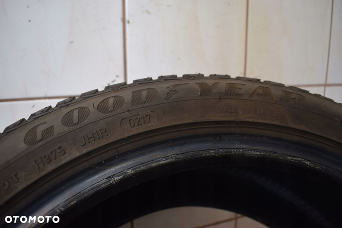 R16 215/45 Goodyear Vector 4seasons GEN-2 - 5