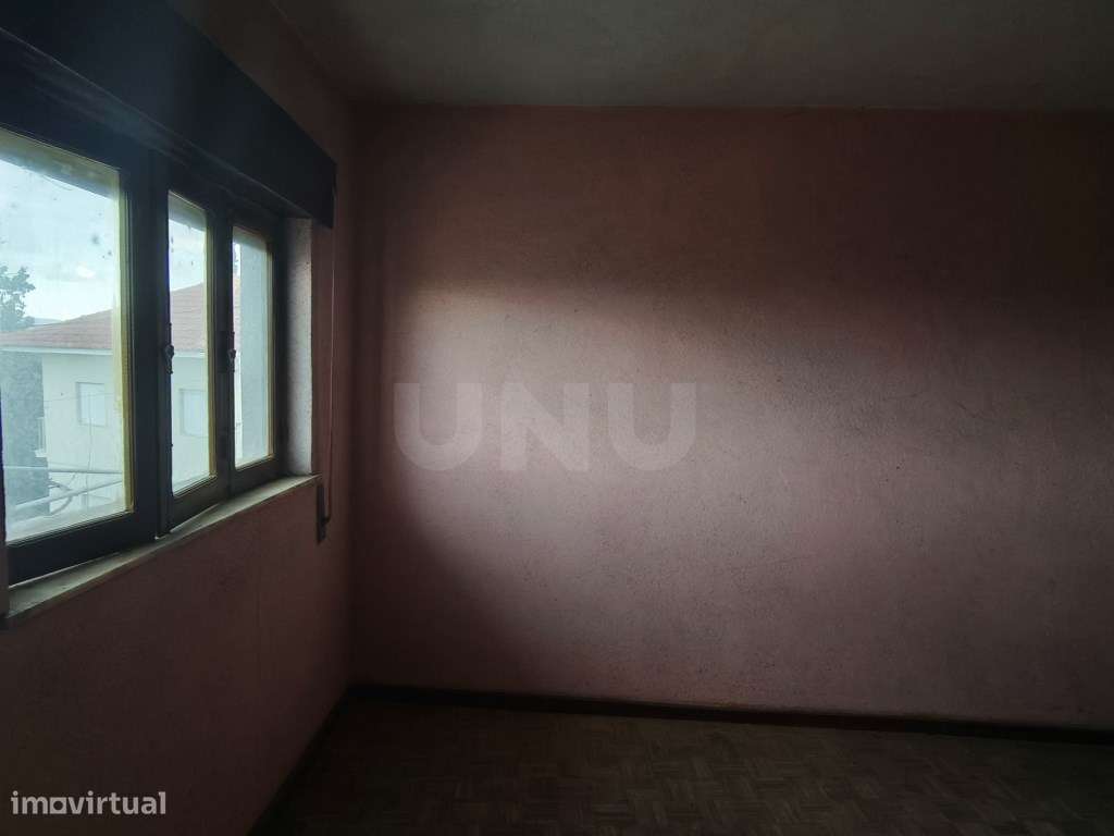 Moradia com vistas para a Serra da Estrela. Fantástica oportunidade!-12