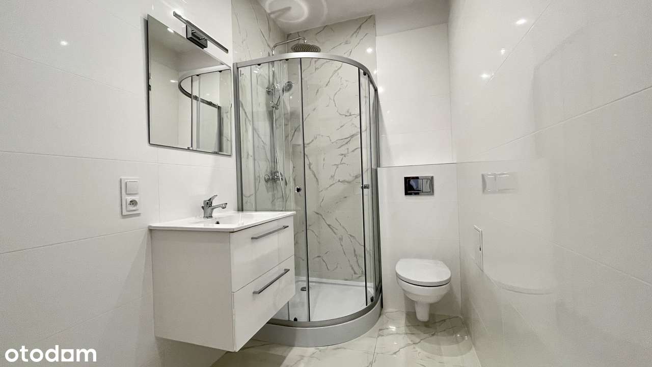 60 m2 / 3 pokoje / po generalnym remoncie-1