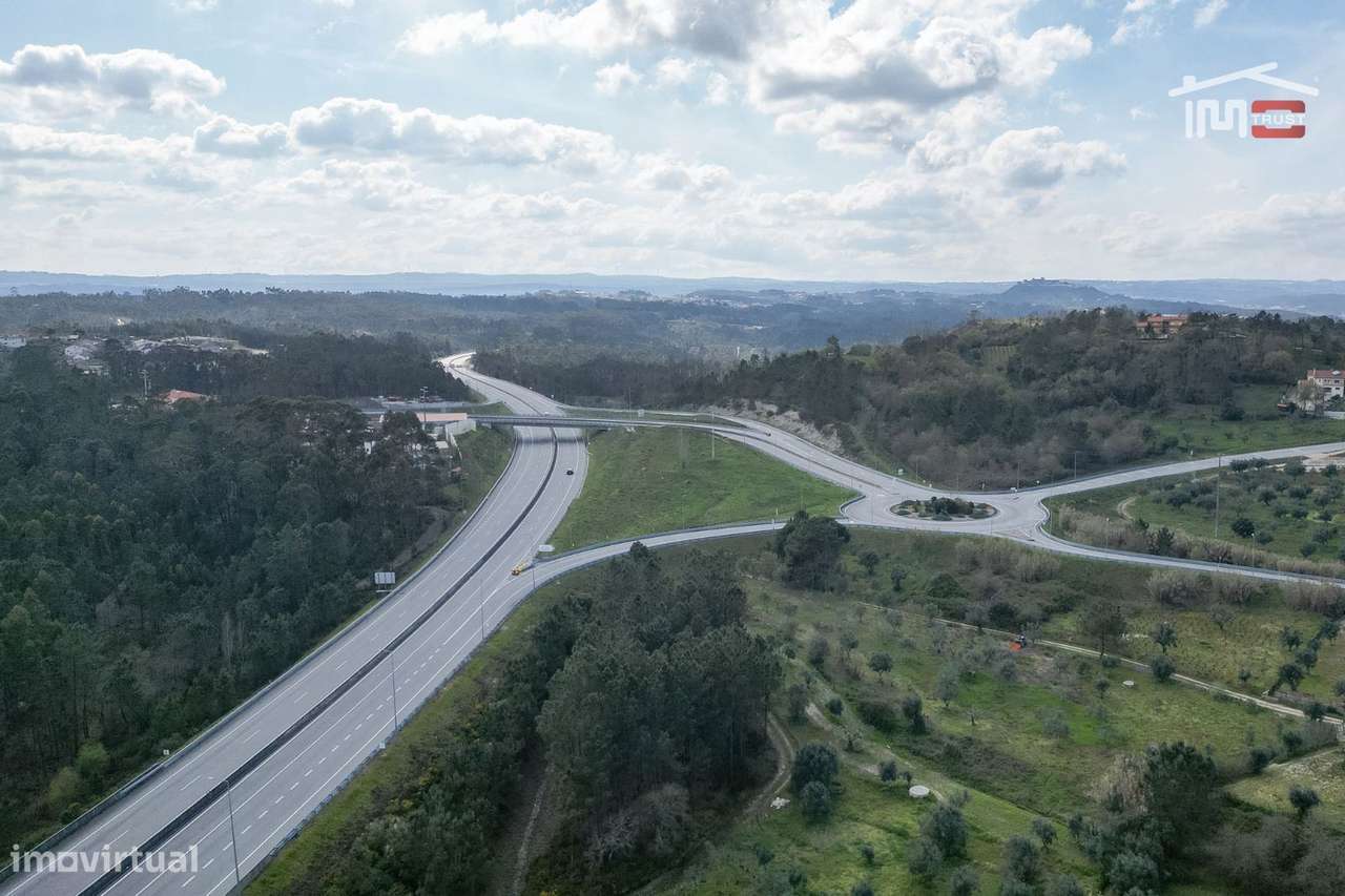 Terreno para moradia com projeto aprovado, situado em Alburitel, Ourém - Grande imagem: 5/12