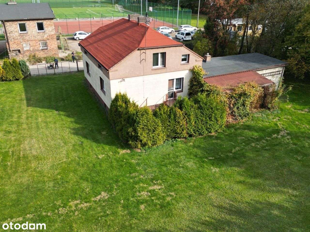 Sprzedam Dom Rybnik Niedobczyce Ocieplony 2 Garaże 1899m2 5 pokoi-7