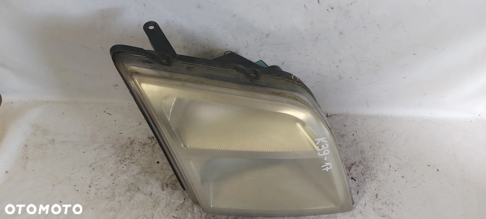 .  PRZOD PRZEDNIA LAMPA PRAWA FORD TRANSIT CONNECT - 2