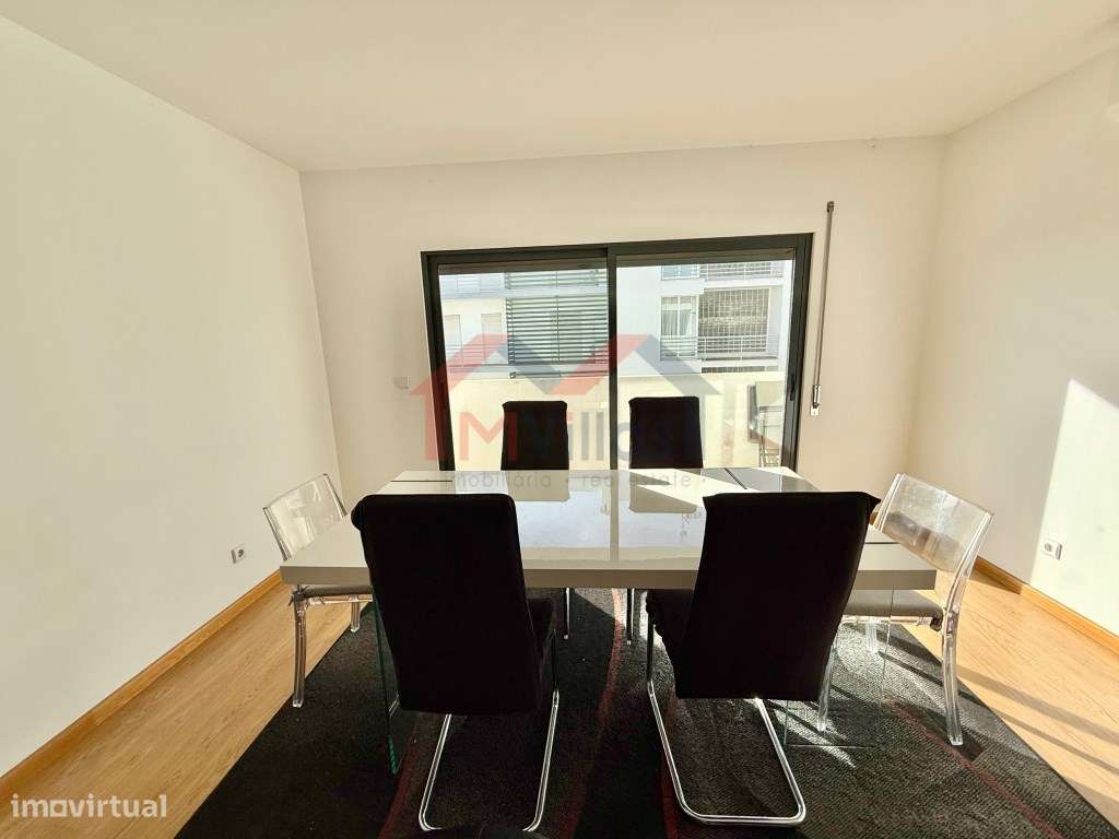 Apartamento T3 com vista mar, piscina e garagem na baixa - Olhão - Grande imagem: 5/35