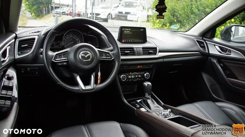 Mazda 3 - 17