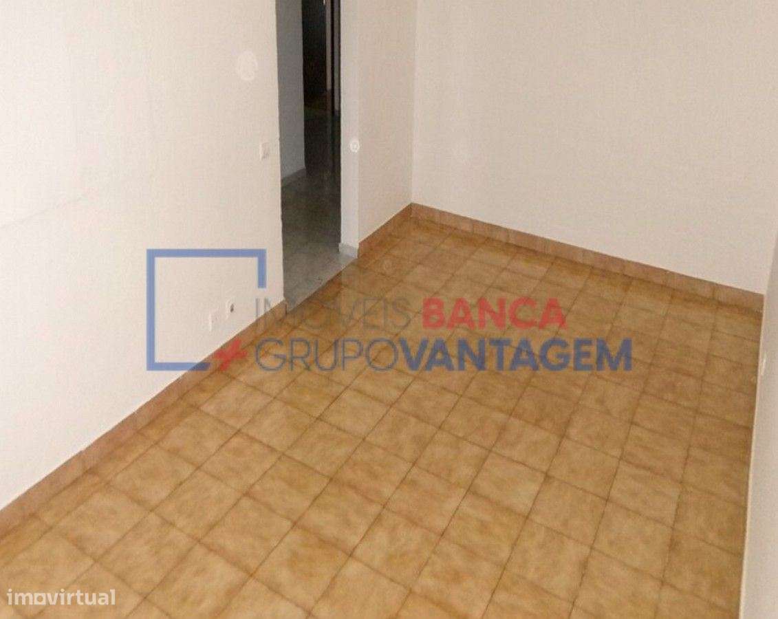 APARTAMENTO T3 A VENDA - Grande imagem: 4/16