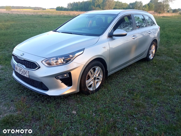 Kia Ceed 1.6 CRDi mHEV Business Line DCT - 2