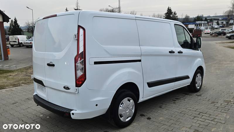 Ford Transit Custom L1H1 2.0d euro6 Led klimatyzacji z Niemiec - 4