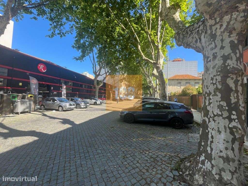 T2 com varanda em Matosinhos Sul-16