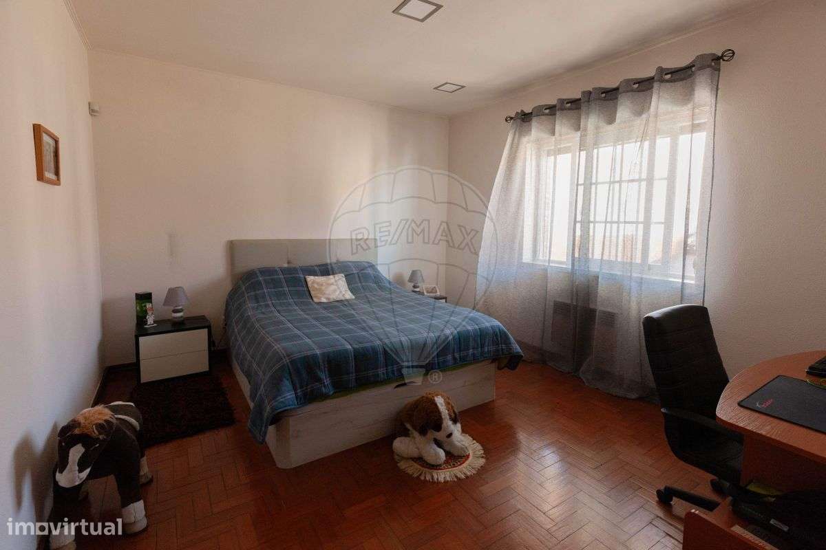 Moradia T2 para venda-17