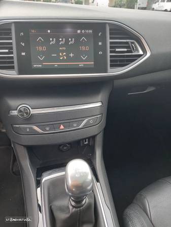 Peugeot 308 SW 1.2 PureTech Access P.Business - 19