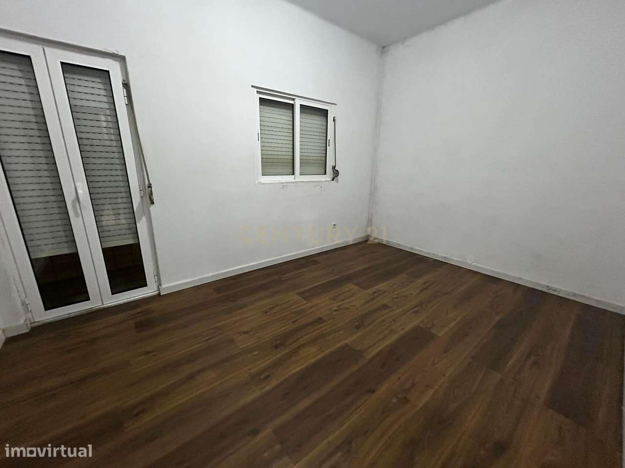 Moradia Bifamiliar T2+T2 zona Histórica de Samora Correia - Grande imagem: 5/5