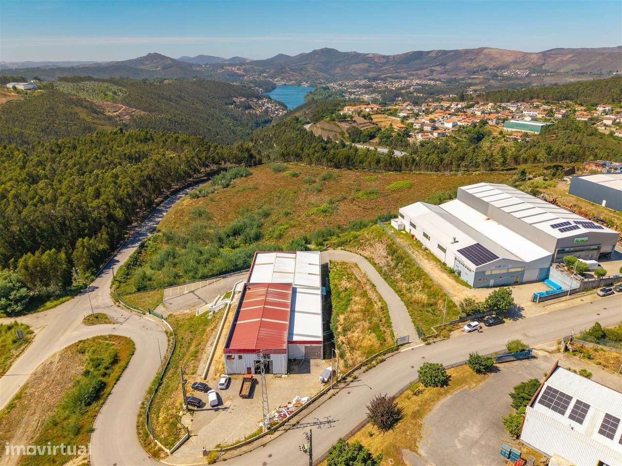 Armazém  Venda em Raiva, Pedorido e Paraíso,Castelo de Paiva-7