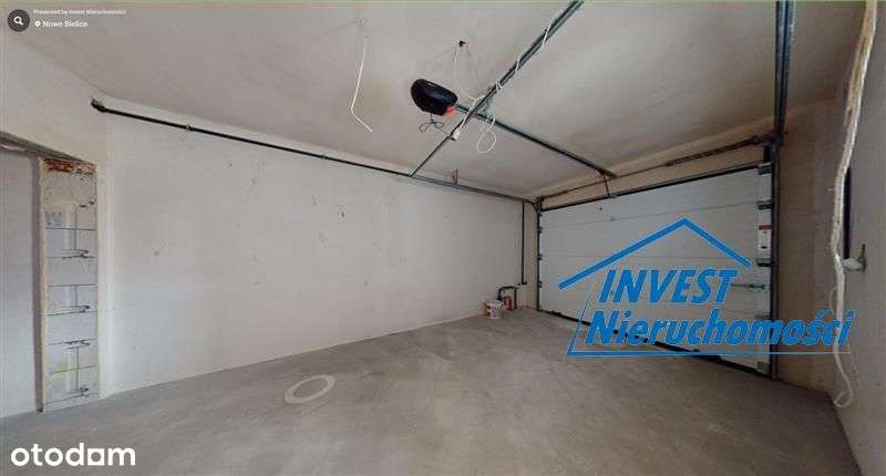 Przestronny dom jednorodzinny w zabudowie szeregow-11