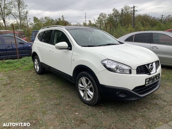 Nissan Qashqai+2 - 2