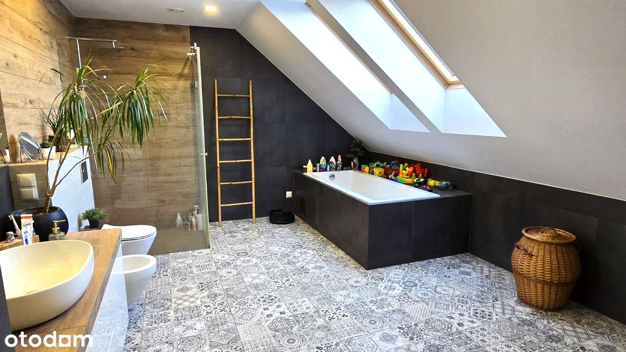 NOWY RODZINNY DOM k. Oławy-10