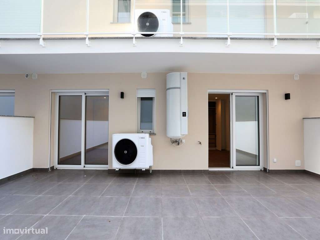 Magnífico Apartamento T2 com terraço privado a 2 passos da praia da...-23