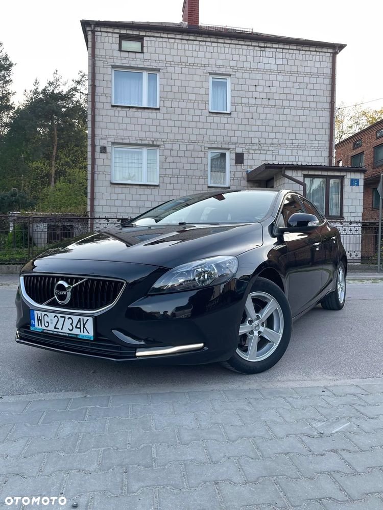 Volvo V40