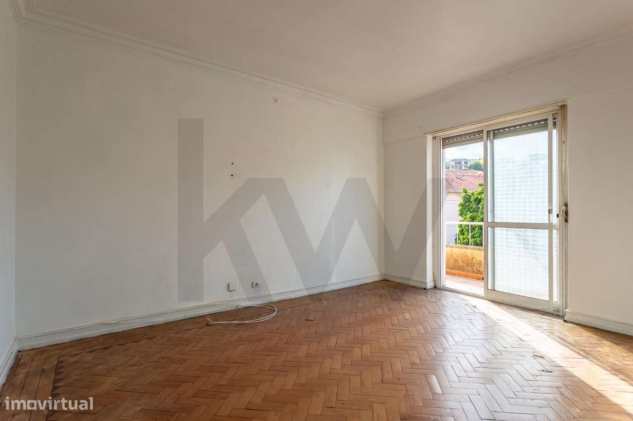 Moradia isolada para (sonhar e) remodelar | 300m2 área | Jardim à volt-20