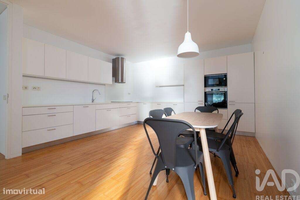 Casa / Villa T3 em São Martinho de 311,00 m2 - Grande imagem: 5/12