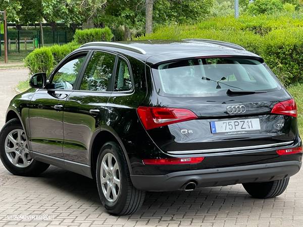 Audi Q5 2.0 TDi Business Line - 4