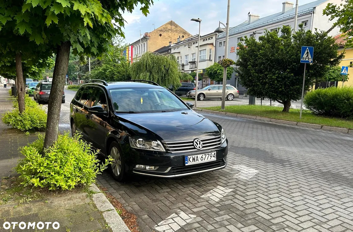 Volkswagen Passat 2.0 TDI Comfortline - 6