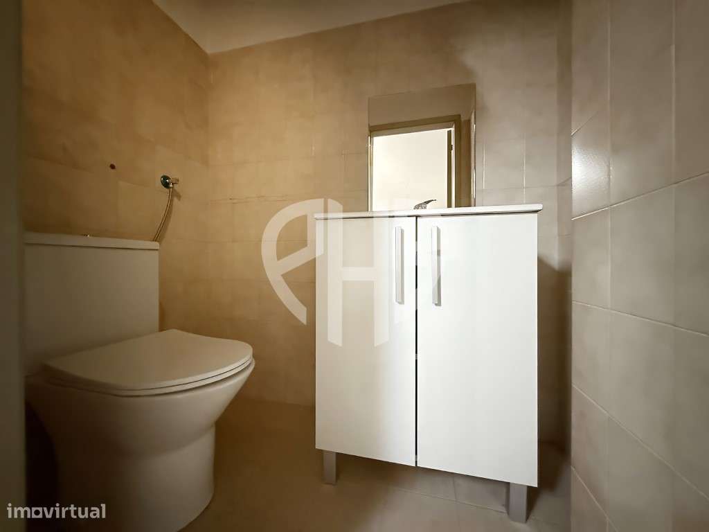Apartamento T3 com 127 m² | Arrecadação nas Águas Furtadas | Massamá-36