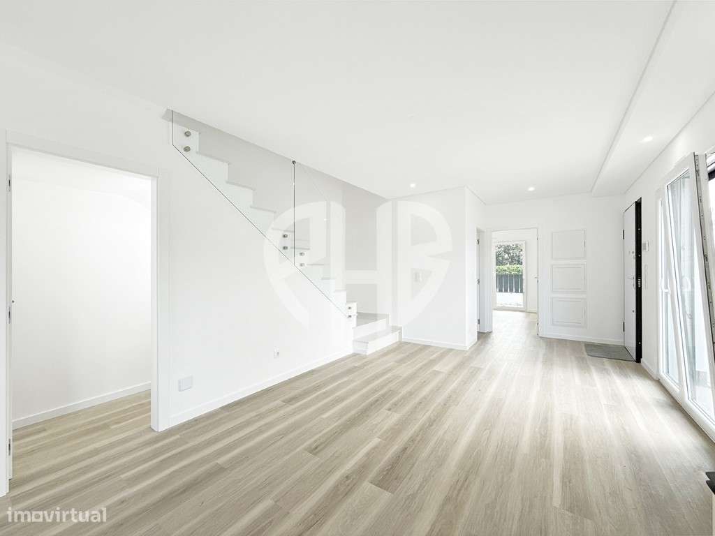 Moradia T3 Geminada Nova // Fernão Ferro - Grande imagem: 4/60