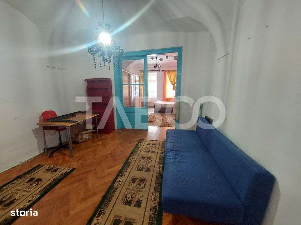 Apartament de vanzare 2 camere 68 mpu pivnita in Sibiu Centrul Istoric — fotografia 3