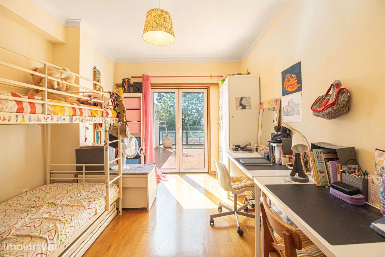 Apartamento T2+1 com terraço-16
