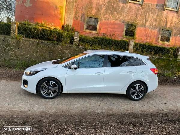 Kia Ceed SW 1.6 CRDi GT Line - 4