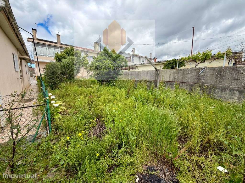 2 Andares Moradia T3 com Terreno, Anexo e Garagem - Avintes-22