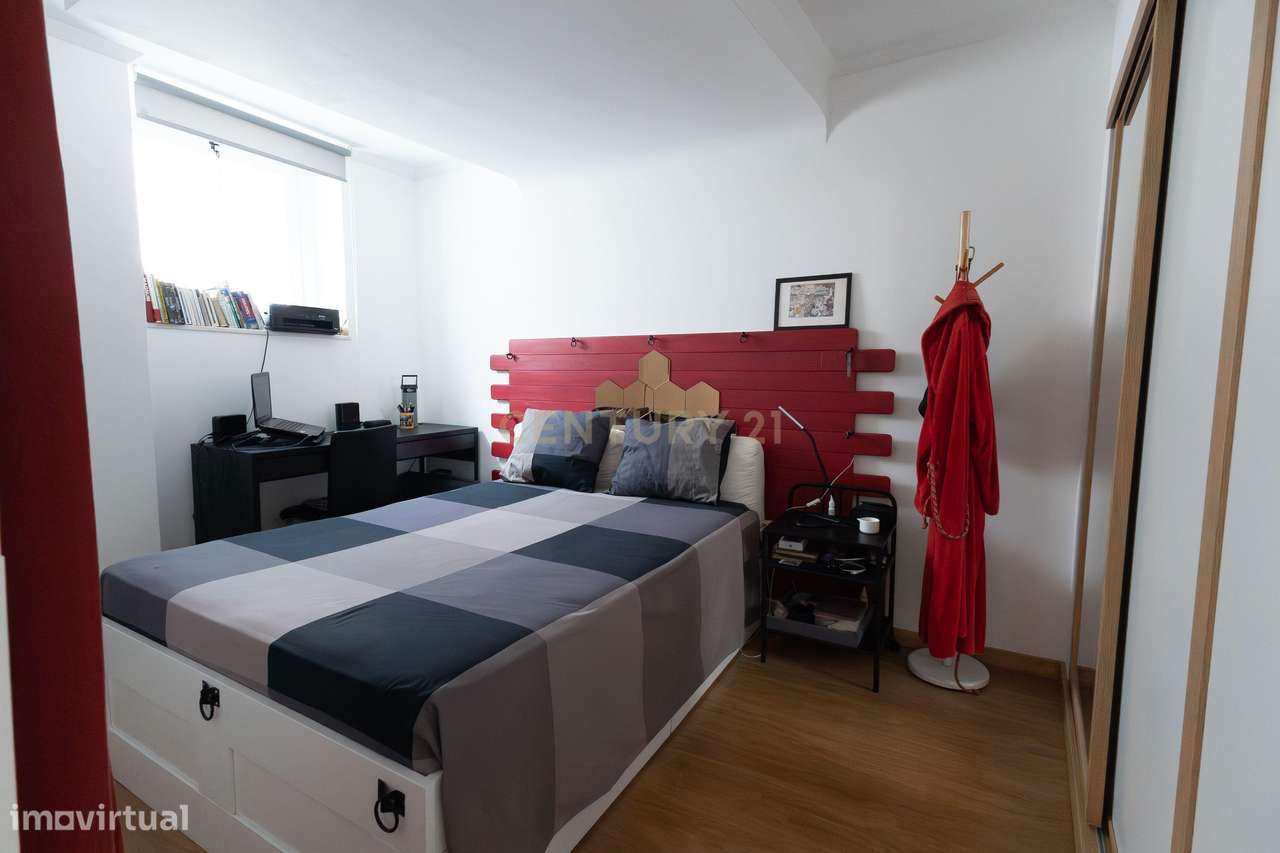 T2 Duplex com Terraço, Cheio de Luz, no Coração da Baixa de Setúbal - Grande imagem: 4/29