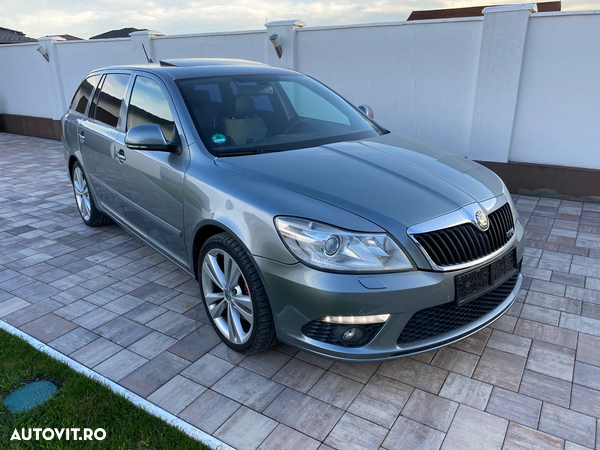 Skoda Octavia 2.0 TDI DPF DSG RS - 4