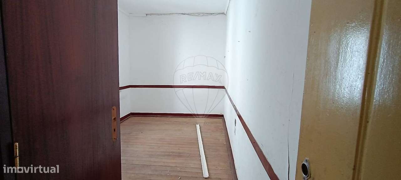 Moradia T21 para venda-2