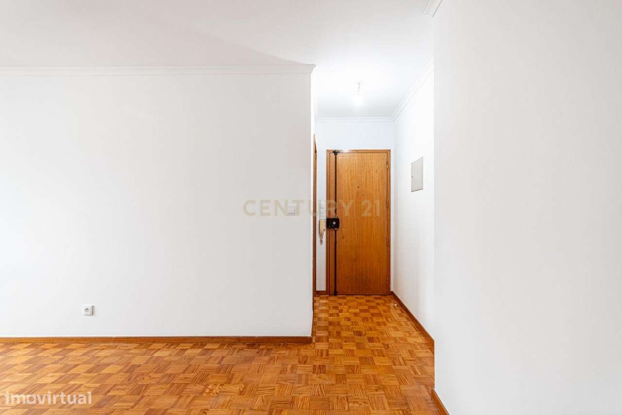 Apartamento T0 no Monte da Caparica - Oportunidade Única-6
