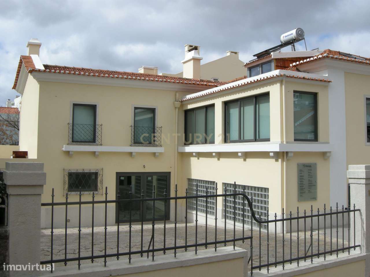 Prédio reabilitado no Centro histórico de Oeiras-4