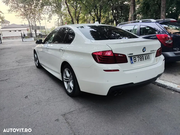 BMW Seria 5 525d xDrive AT - 2