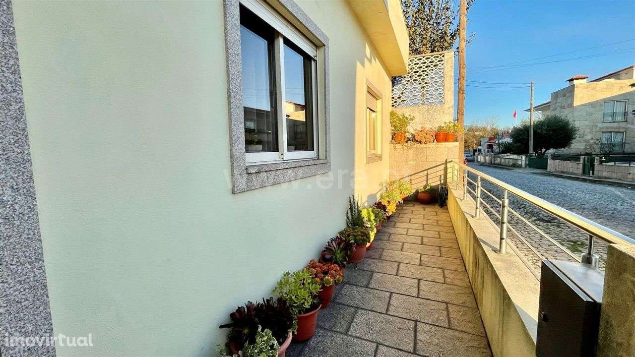 T3, moradia para comprar - Paredes, Porto - 17174820 • www.imovirtual.com