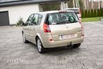 Renault Grand Scenic - 18