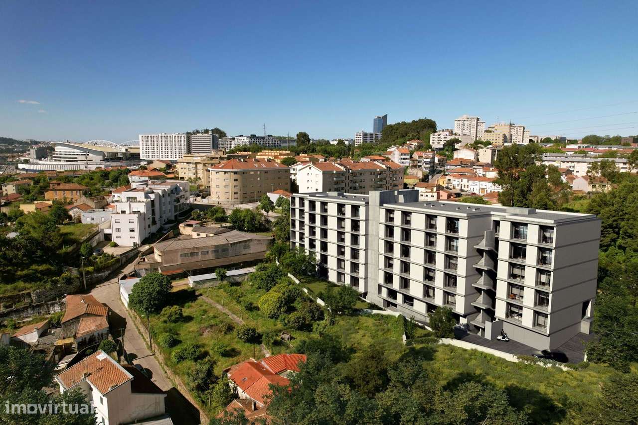 Apartamento T2 | Nova Construção | Varanda | Garagem | Campanhã| Espaç-32